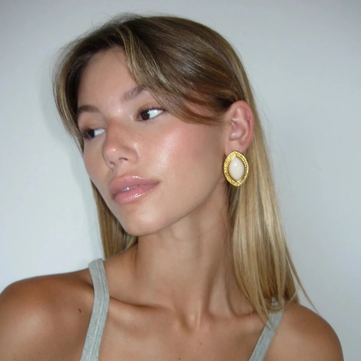 Valentina, The Vintage Earrings