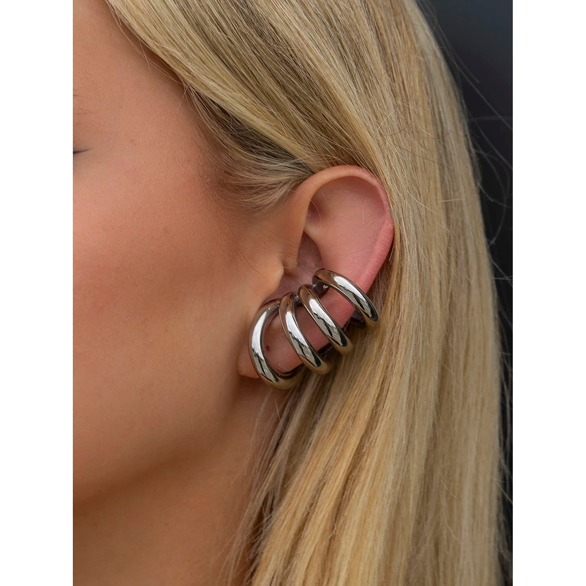 Angela, The Twist Metal Stud Earrings